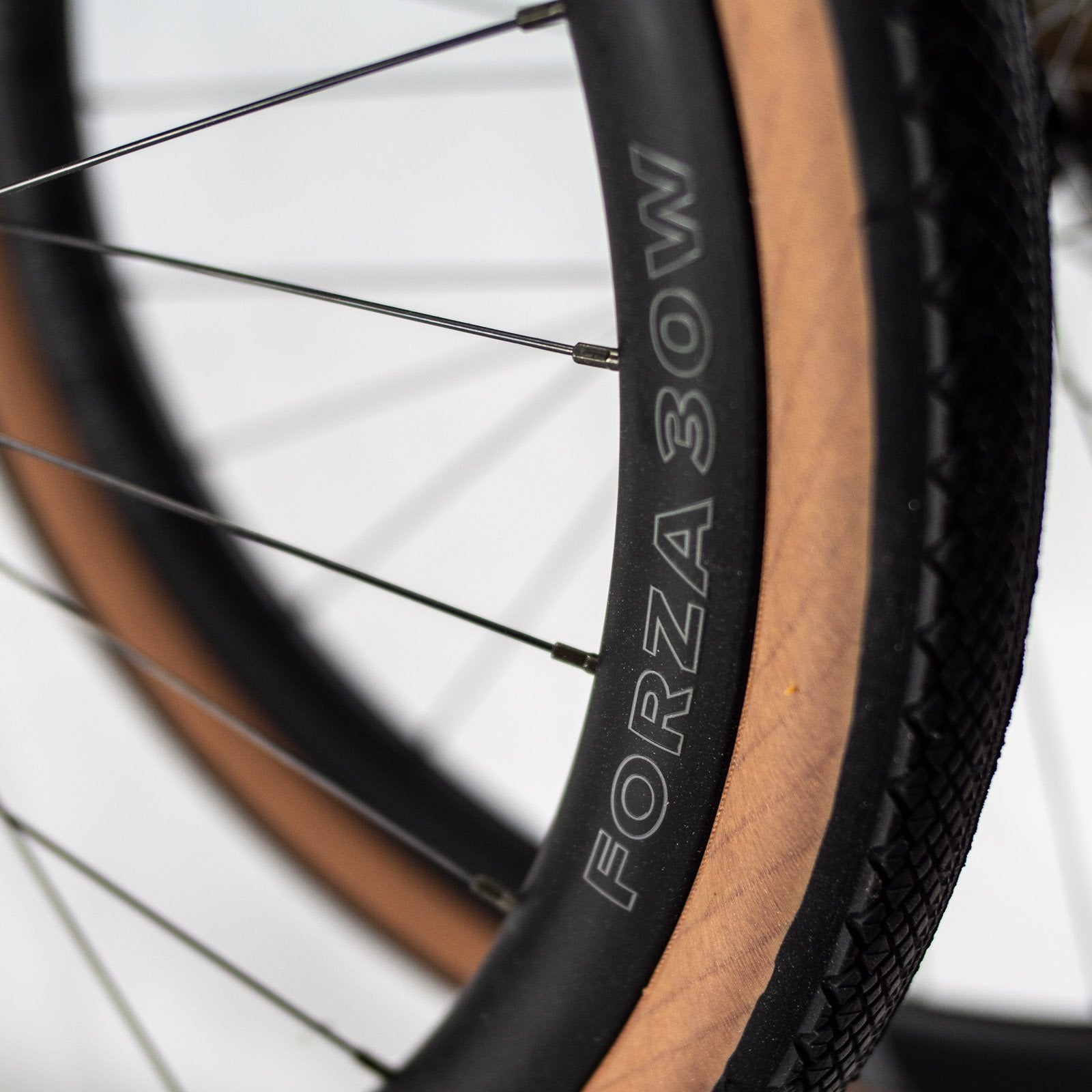 Forza Carbon Wide 650b Rim Detail and Tan Wall
