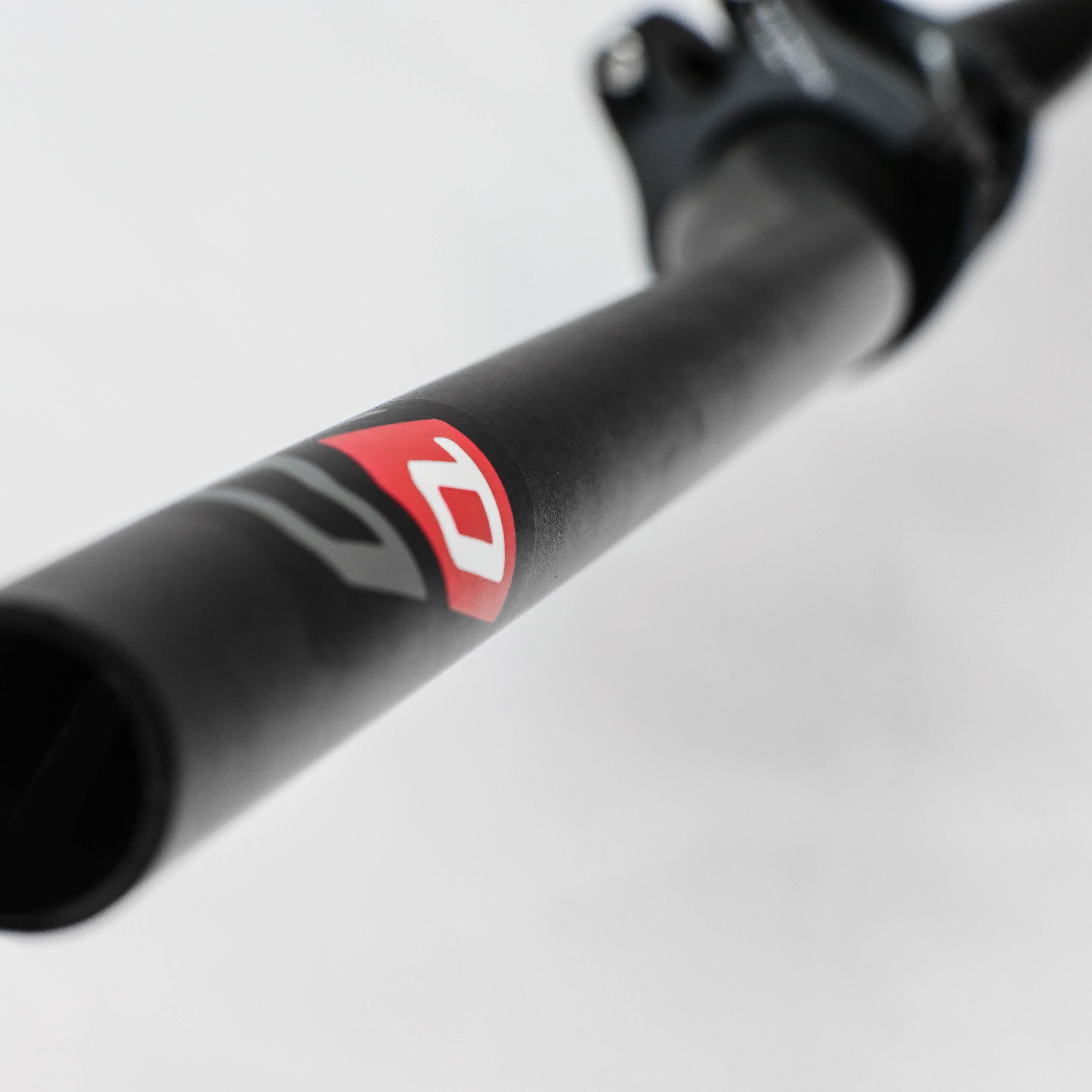 P-dent carbon bar and stem set 25mm rise